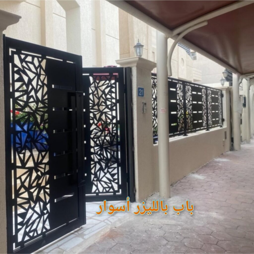 تركيب باب حديدي مودرن بتصميم فاخر في الكويت – حداد محترف
