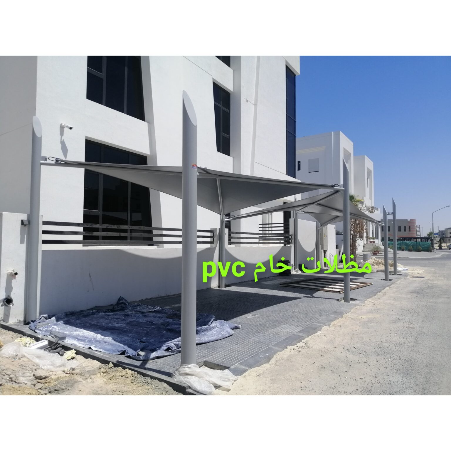 تركيب باب حديدي مودرن بتصميم فاخر في الكويت – حداد محترف