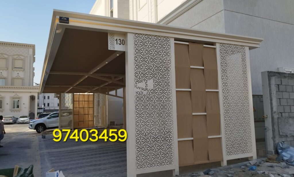 مظلات مواقف السيارات