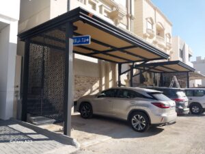 مظلات تحمي من حرارة الكويت